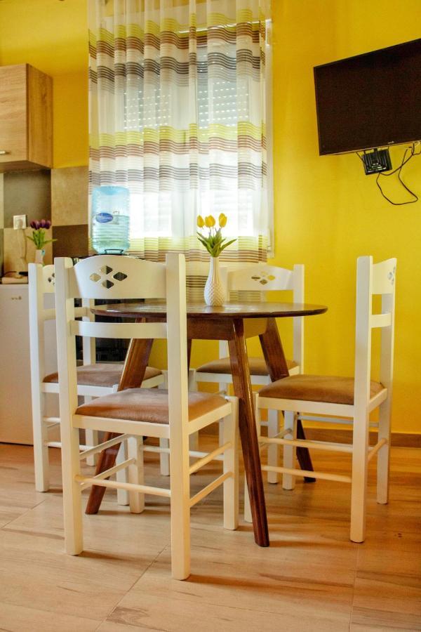 Apartments Stella Virpazar Extérieur photo